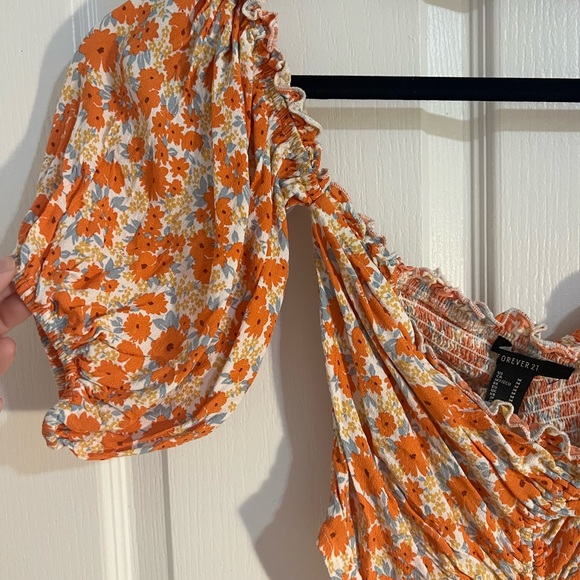 Floral off the shoulder crop top - Picture 2 of 5